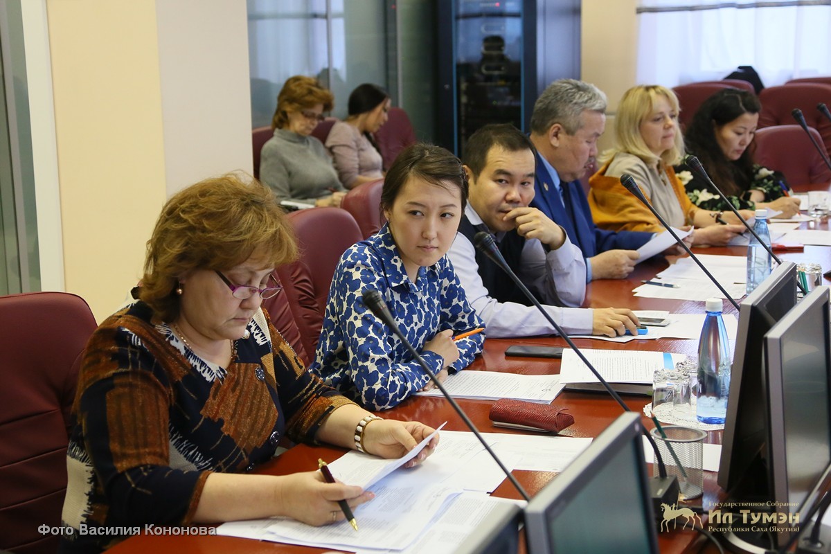 27 апреля и 21 июня предложено сделать нерабочими праздничными днями в Якутии