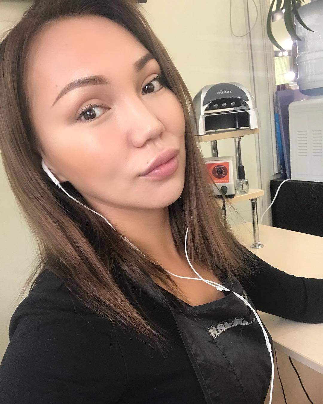 Визажист Кристина Кириллина сообщила, что тамада Нюргуша не имеет отношения к ее избиению