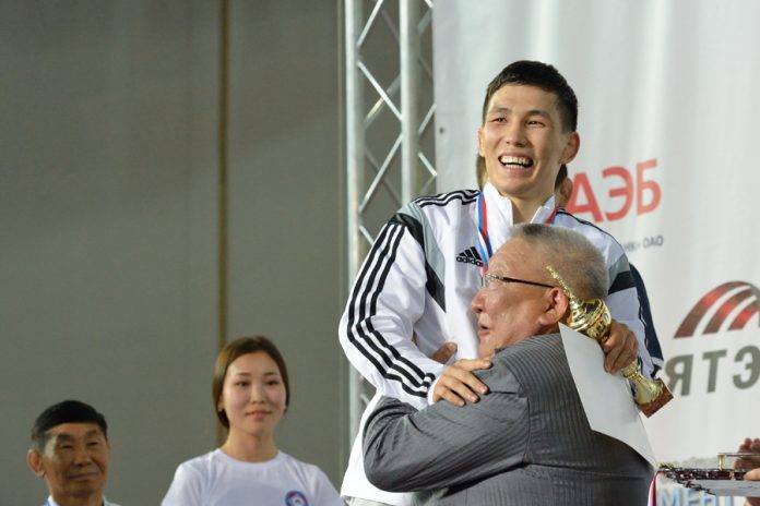 "Почему Егор Борисов лоббирует интересы отдельно взятого режиссера?", - источник