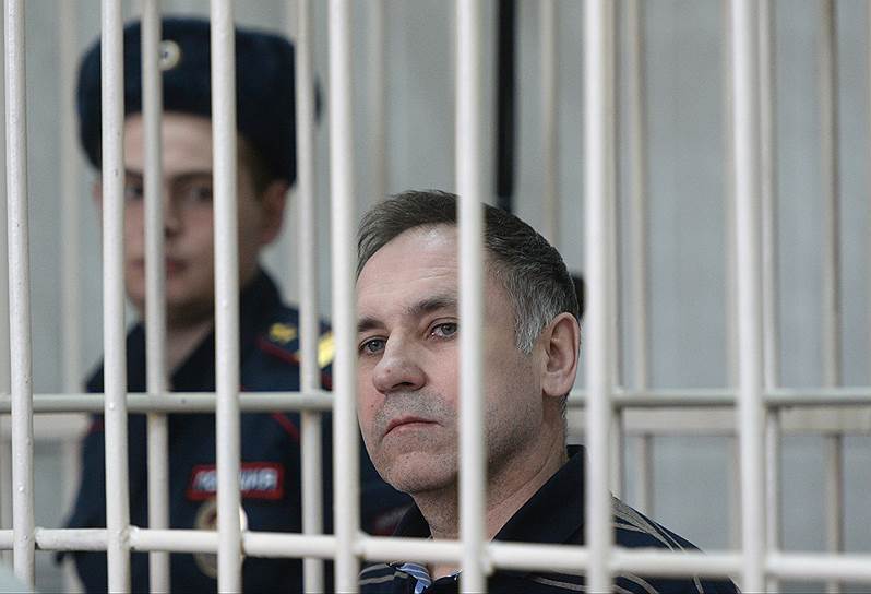 Милиционер не знал жалости и сострадания. В Новосибирске вынесен приговор серийному убийце