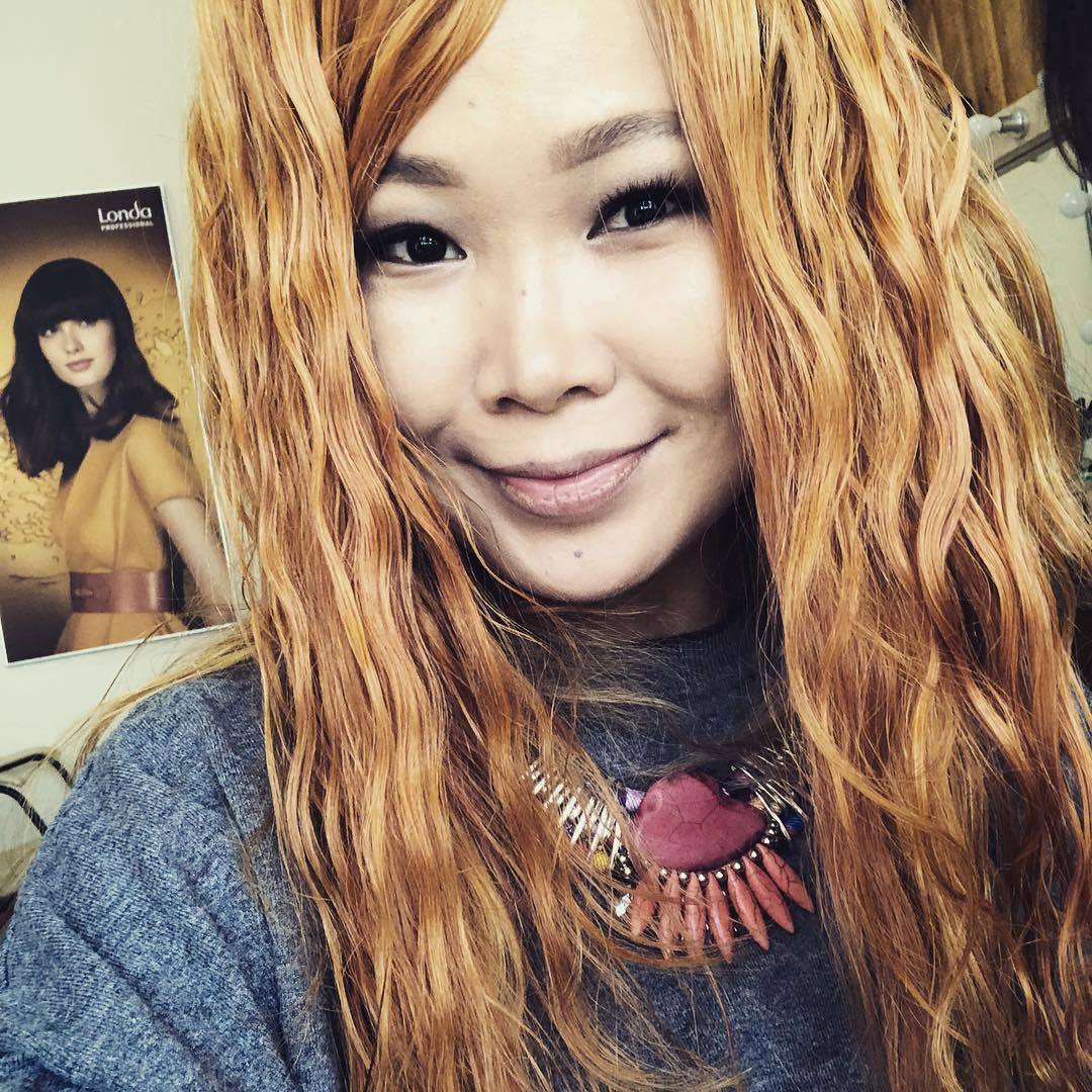 Певица Варя Максима пообещала побриться налысо