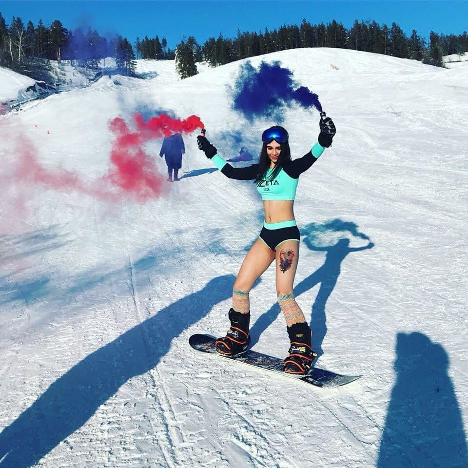 Красавица модель Аня Оборина "зажгла" в Техтюре (фото)