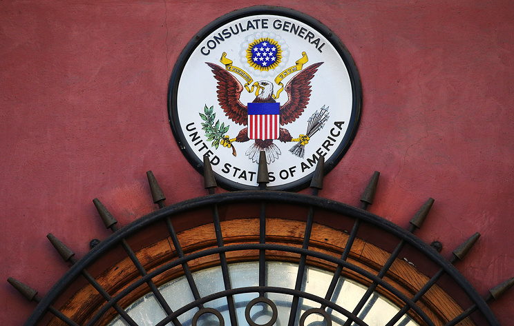 Россия закрывает американское посольство в Санкт-Петербурге