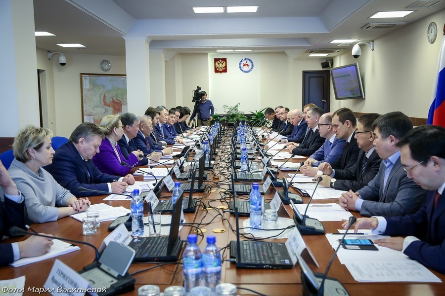 Юрий Трутнев провел совещание в Якутске