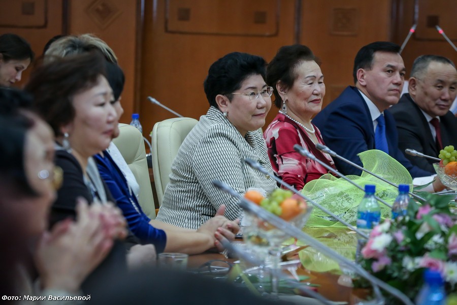 В Зале Республики названы имена лучших женщин Якутии