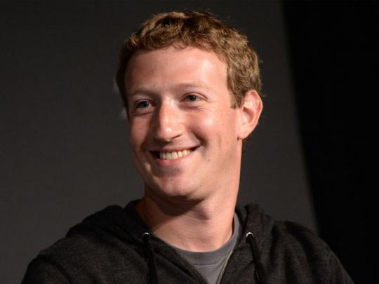 Цукерберг: Facebook заблокировал 270 страниц "фабрики троллей" из РФ