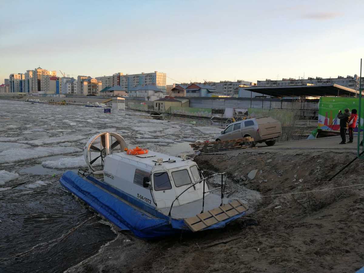 Айсен Николаев: «Защитные сооружения Якутска готовы к большой воде»