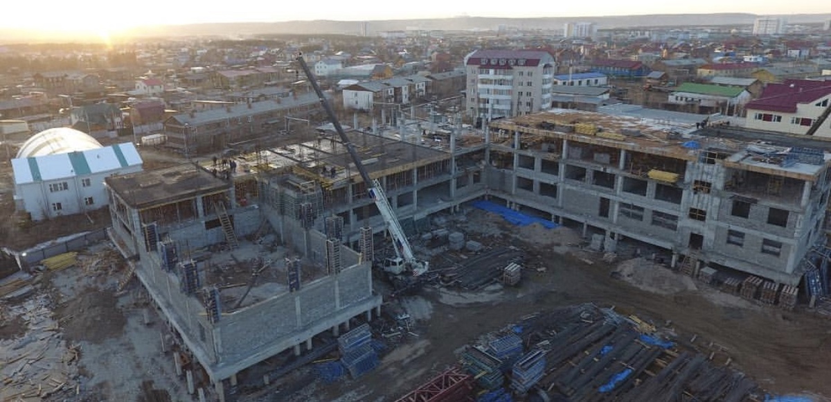 Причины ЧП на стройплощадке 25 школы в Якутске выяснит рабочая комиссия с участием специалистов Госархстройнадзора