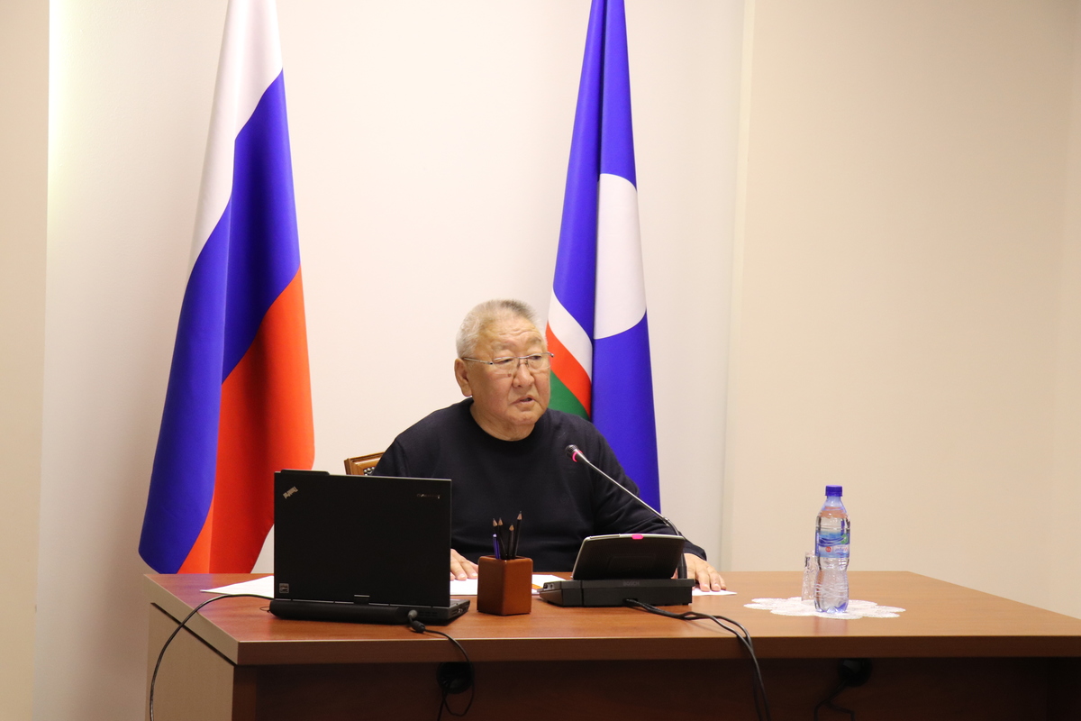 Члены комиссии по предупреждению и ликвидации ЧС отчитались перед главой Якутии