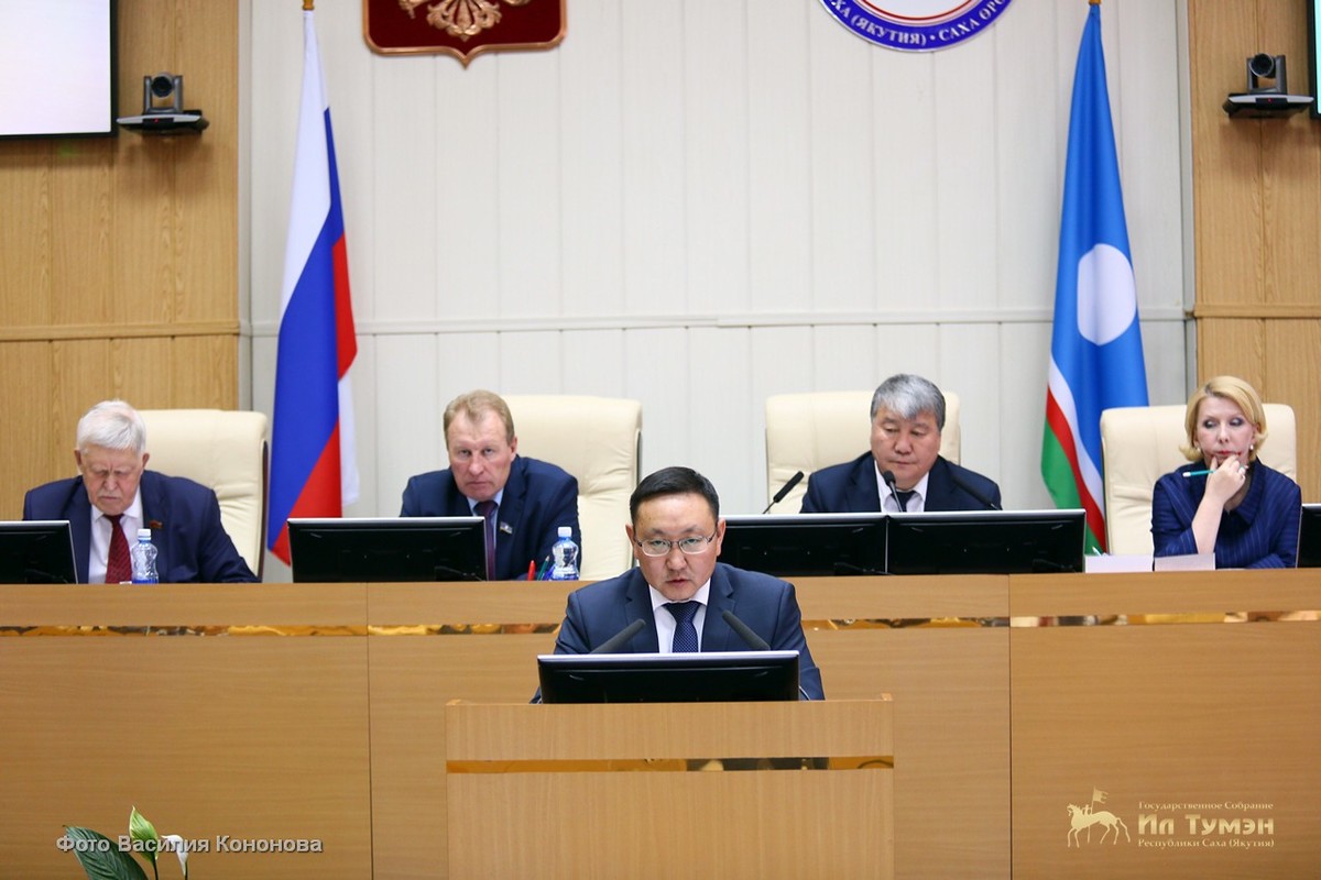 Депутаты Ил Тумэна предложили поддержать глав наслегов Усть-Майского улуса, в отношении которых возбуждены уголовные дела