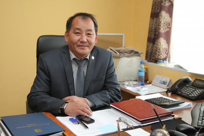 Петр Ефремов - исполняющий обязанности главы города Якутска