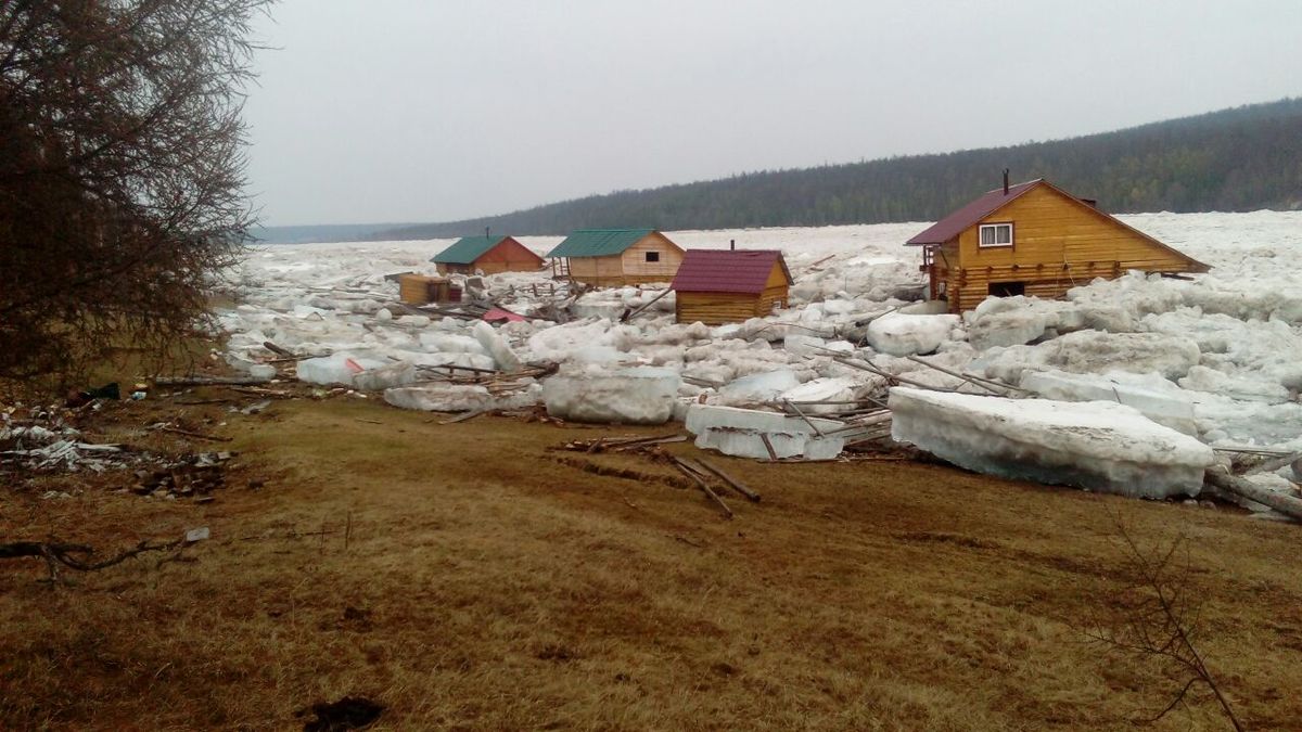 Паводок в Амге: в район вылетела рабочая группа правительства республики
