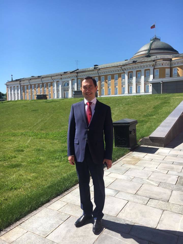Айсен Николаев прилетел в Якутск