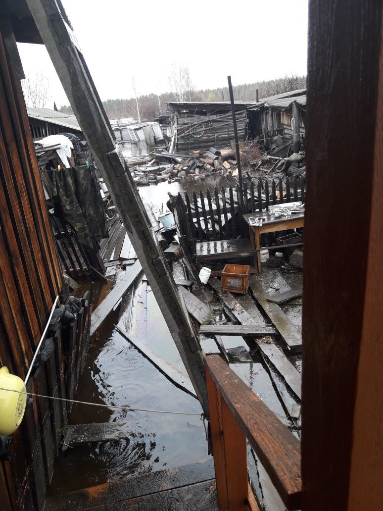 Жители Эльдикана жалуются на нехватку питьевой воды и продуктов