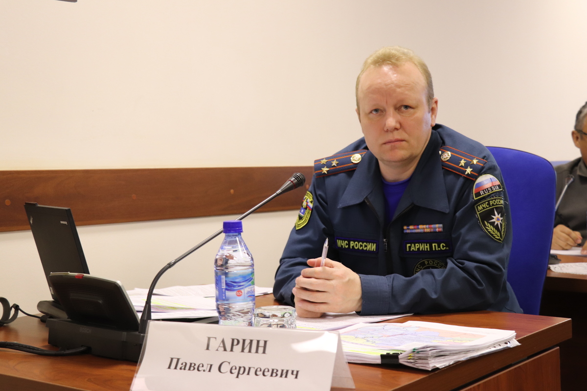 В Якутию из Хабаровска вылетел вертолет с 50-ю спасателями для помощи в зоне паводка