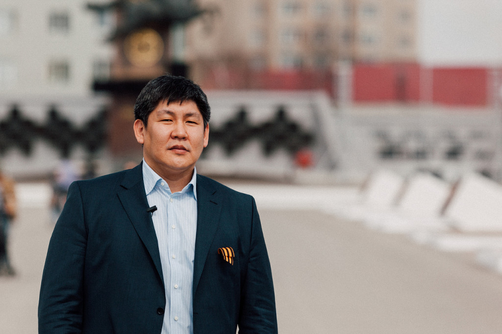 "Главу Якутии уволили как проштрафившегося клерка", - Эрнст Березкин