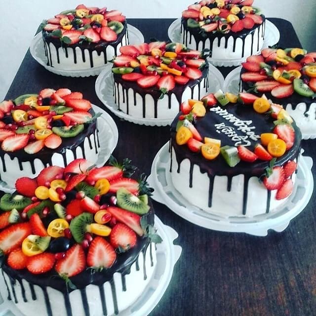 Продававшего торты через Instagram кондитера заставили заплатить налог