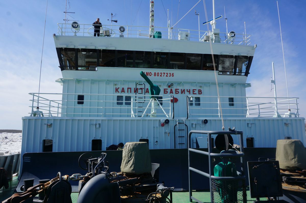 Ледокол "Капитан Бабичев" дошел до затора в районе Табаги