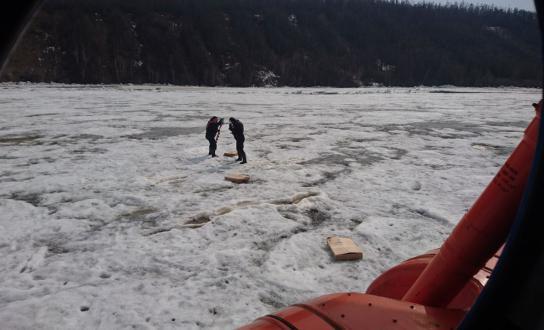 Более 700 кг взрывчатки взорвали на заторе в Амгинском районе Якутии