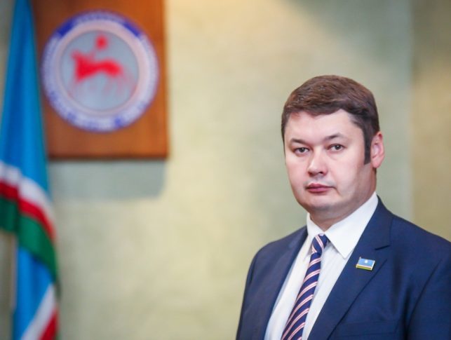 В состав Набсовета АЛРОСА вошел уволенный вчера с поста премьер-министра Якутии Евгений Чекин