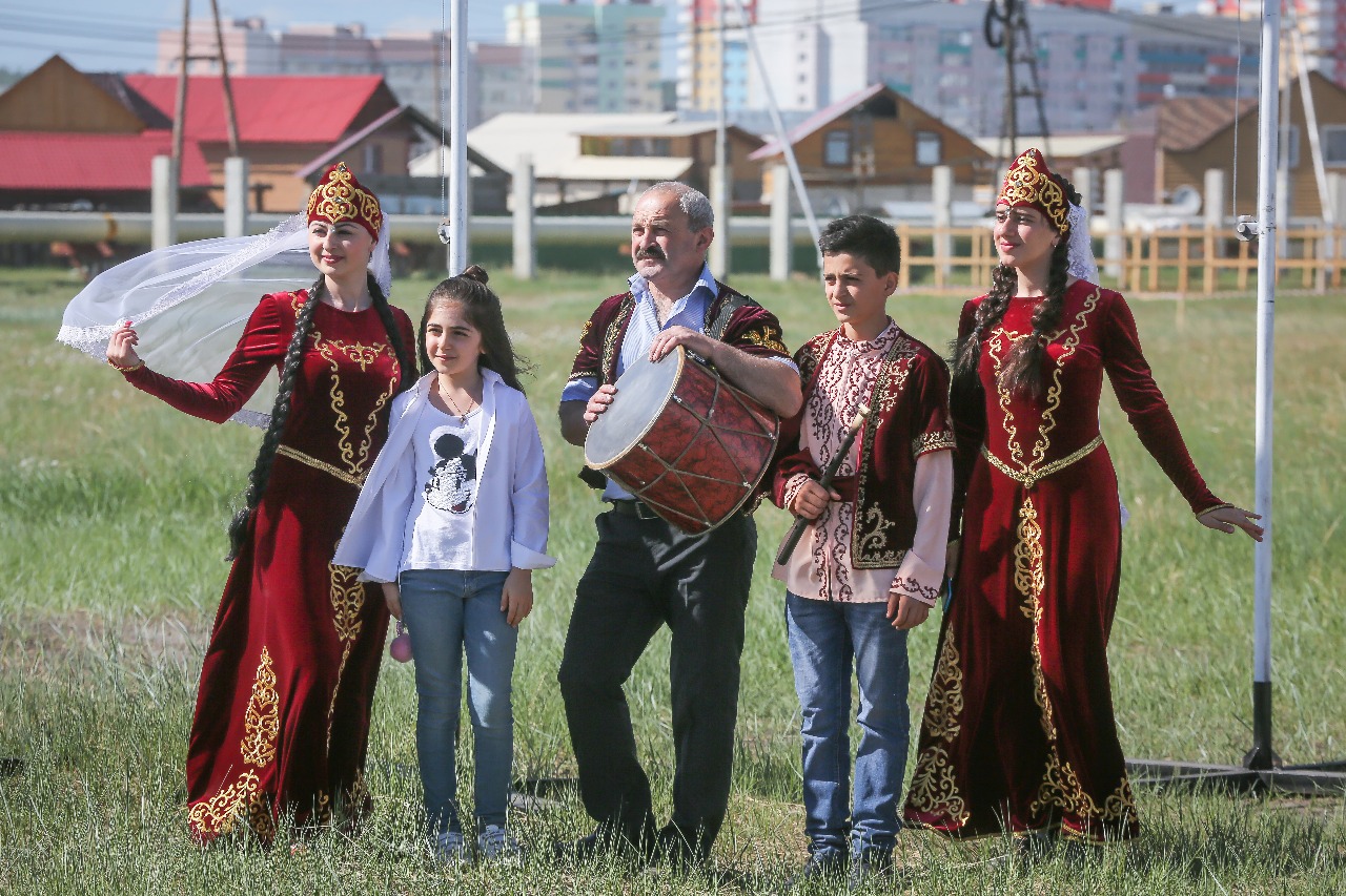 0CECD2EE-57F7-4188-AD4F-A3B0BDFECBF0