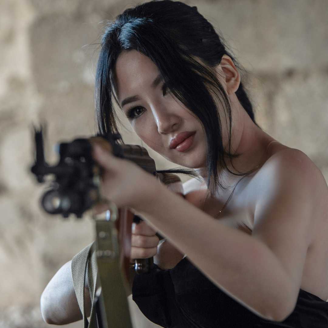 Якутскую красавицу, сделавшую пластические операции, сравнили с Моникой Белуччи