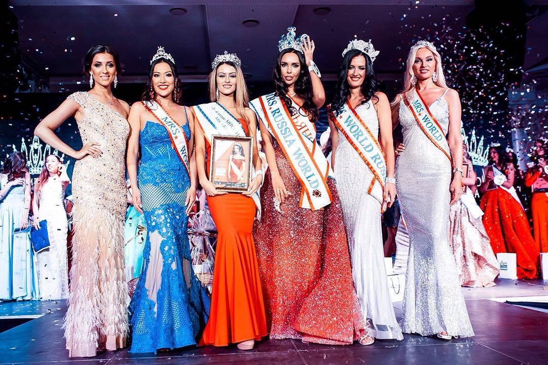 «Девочки превратились в рыночных хабалок», - скандал на конкурсе «Миссис Россия», в котором участвовали якутянки