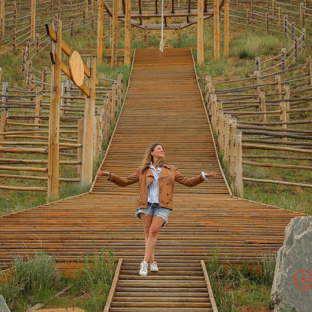 "Якутия - это невероятное место, не похожее ни на что в России", - ведущая передачи "Орел и Решка"