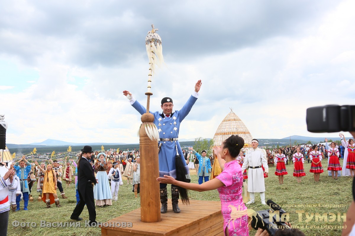 Церемония открытия XII Ысыаха Олонхо в Алдане (фото)
