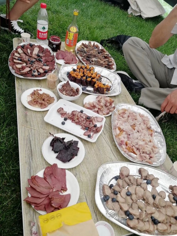 Кулинарная книга коренных народов Арктики стала Лучшей кулинарной книгой года