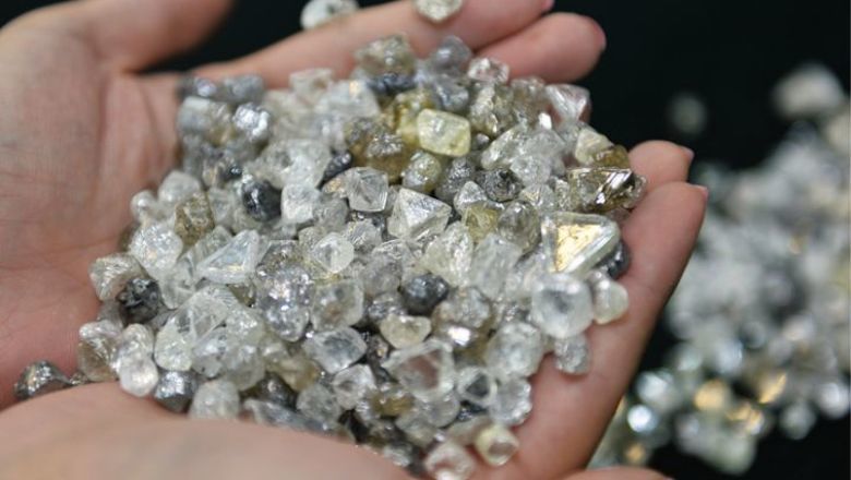 Житель Якутии пытался провезти в Монголию алмазы на миллион рублей