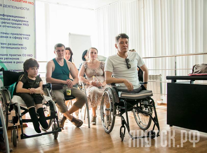 Руководство Якутска встретилось с активистами Всероссийского общества инвалидов