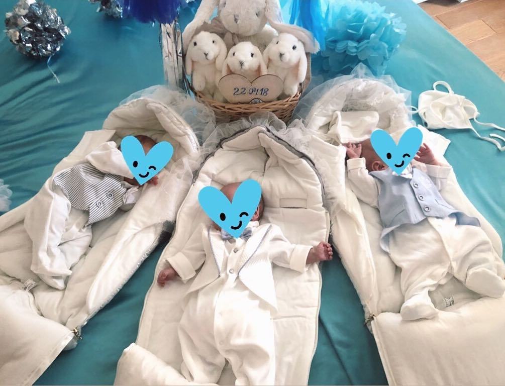 Фотофакт: Мама тройняшек из Якутска опубликовала фотографию, сделанную в день выписки