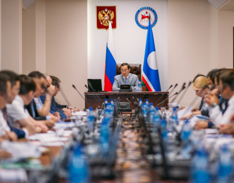 Айсен Николаев: «Оптимизация не должна превращаться в банальное сокращение штатов»