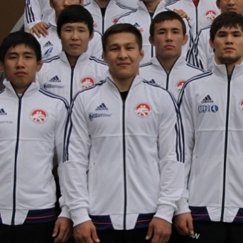 20 якутских борцов выступят на чемпионате России