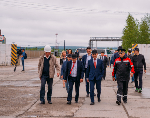 В Якутии открыта самая масштабная студенческая стройка России