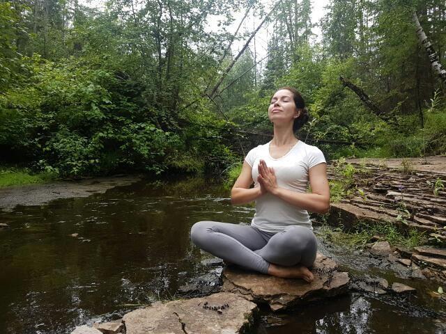 "Каждая женщина из Якутии обязана ежегодно ездить на море!", - йогиня предложила принять новый закон