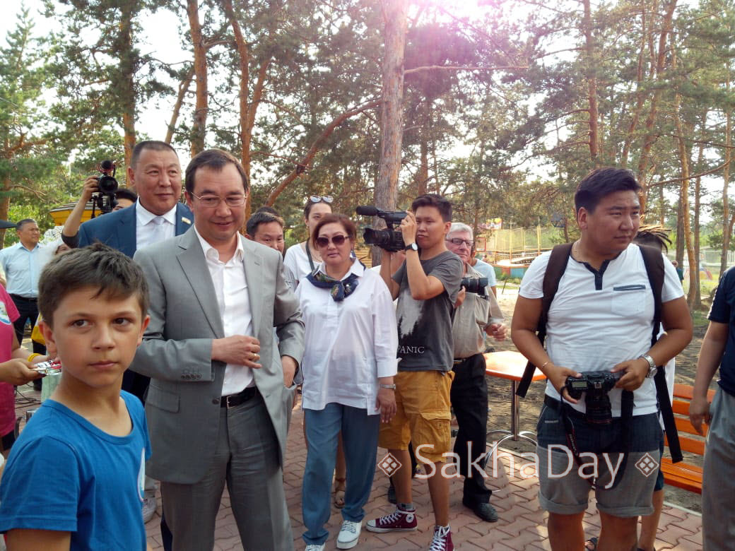 В Якутске состоялся торжественный запуск нового колеса обозрения (фото)