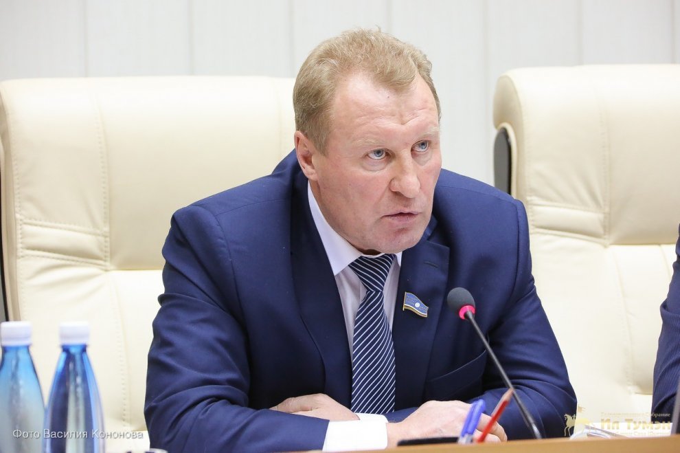 «Эсеры» о выдвижении Добрянцева: Партийное рабство пора отменить