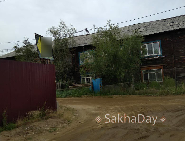 В Якутске владелец автосервиса избил ребенка из-за поврежденного баннера