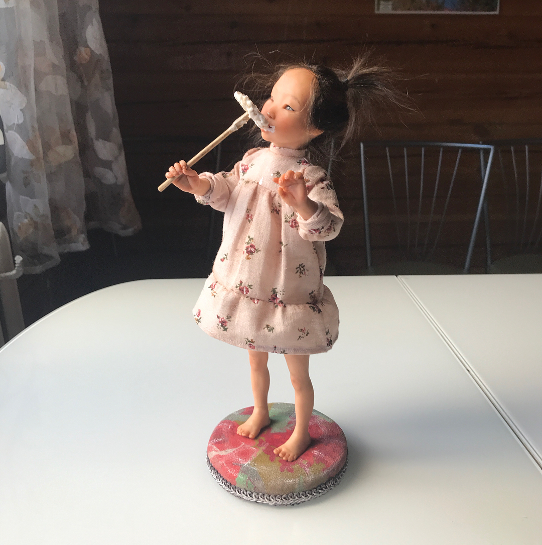 Фотофакт: Куколка с мутовкой растрогала якутян