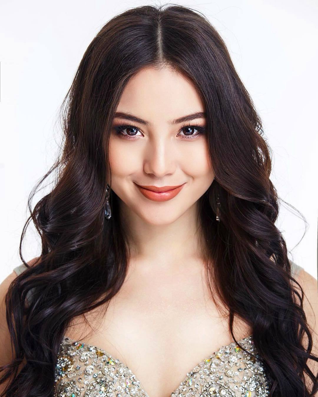 Титулованная красавица Марго Гирс объявила поиск самых красивых девушек Якутии