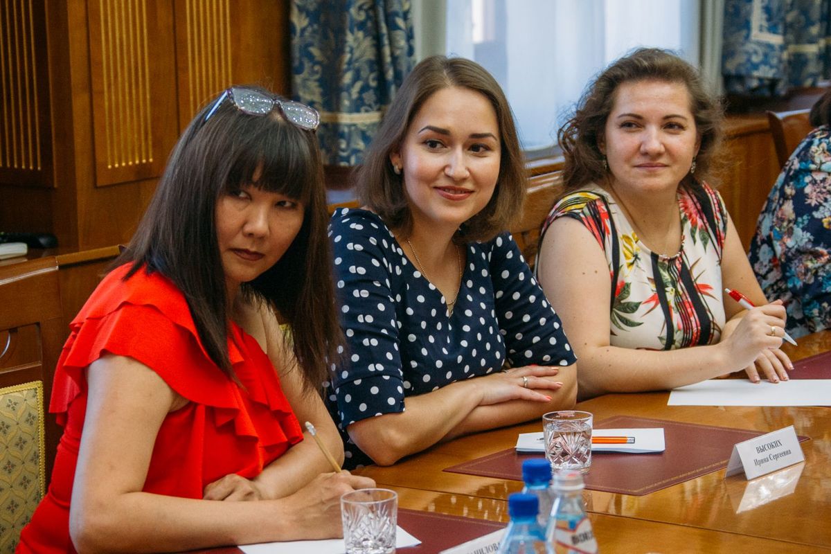 Что обсуждали якутские предприниматели с врио главы Якутии Айсеном Николаевым?