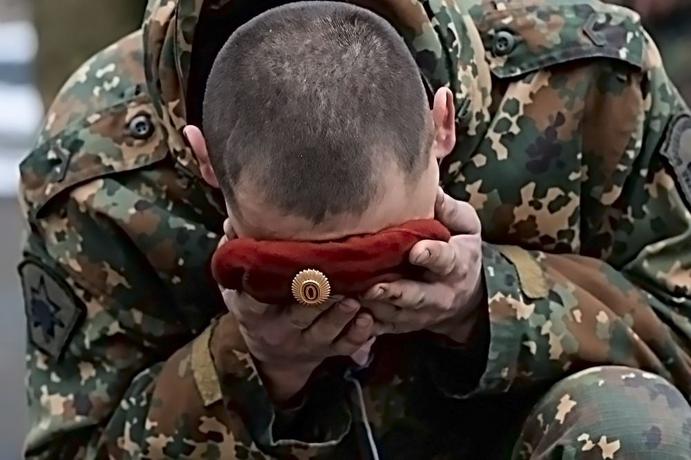 Офицер якутского СОБРа сдал экзамен на право ношения крапового берета