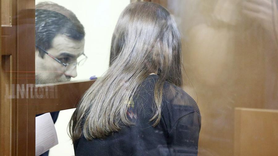 Три сестры Хачатурян признали вину в убийстве отца