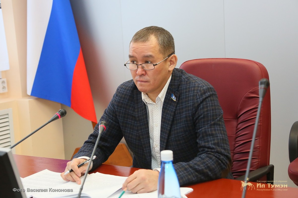 Юрий Садовников исключен из списка кандидатов в народные депутаты Якутии