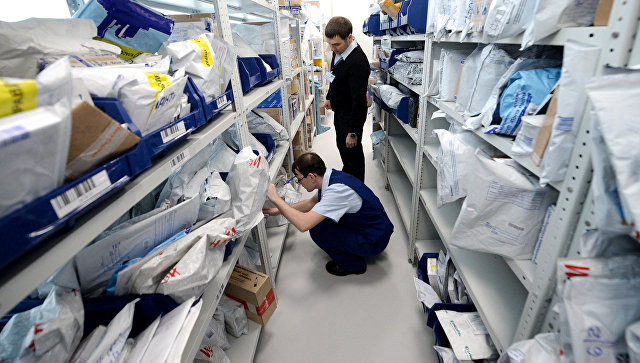 Россияне смогут забирать посылки без паспортов