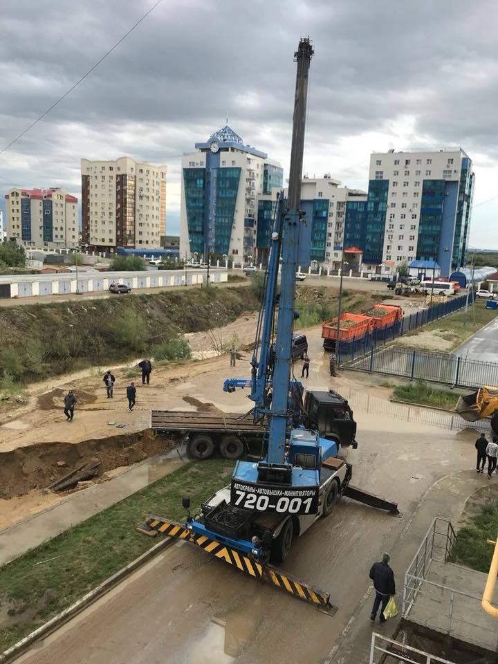 39294448_1748915035221096_9110490104358502400_n