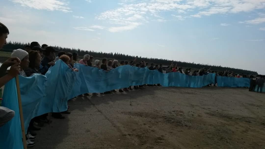 Фотофакт: В Сунтарах прошла акция в защиту реки Вилюй