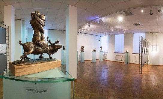 Одну из обвиняемых в хищениях в якутском музее приговорили к двум годам лишения свободы